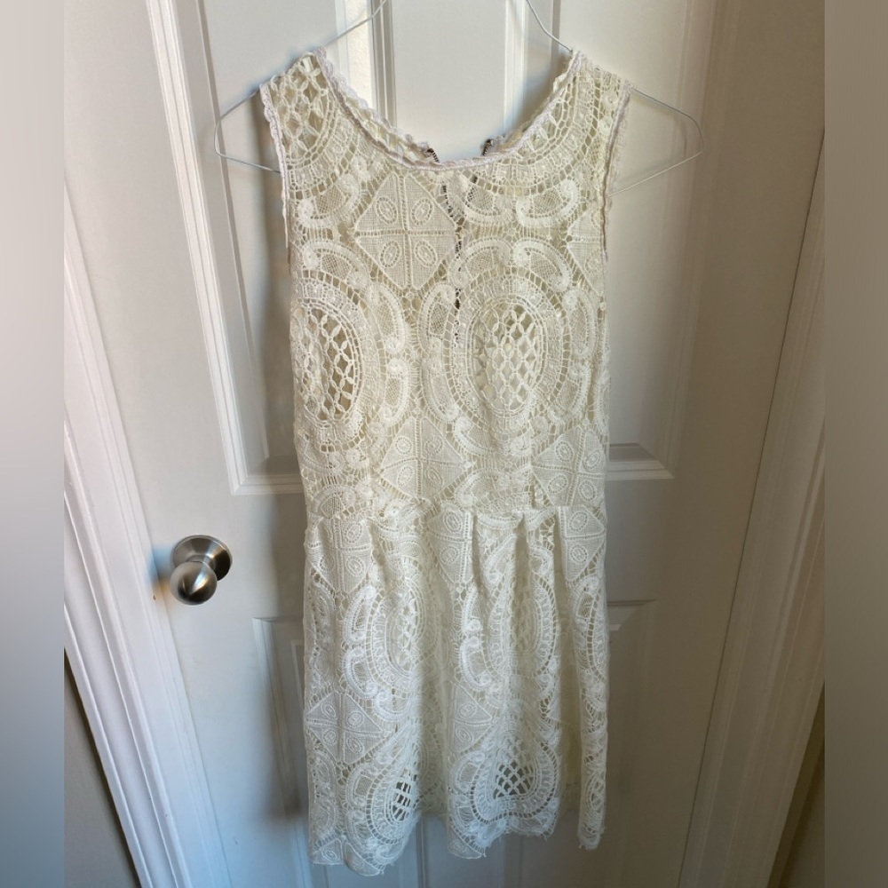 Urban Outfitters Kimchi Blue Lace Girly Feminine Spring Cottagecore White Dress - Picture 2 of 7